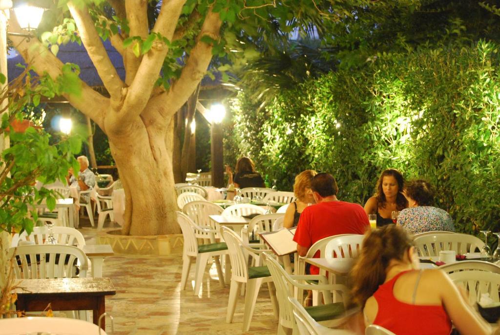 Hostal Mi Campana Dénia Exterior foto