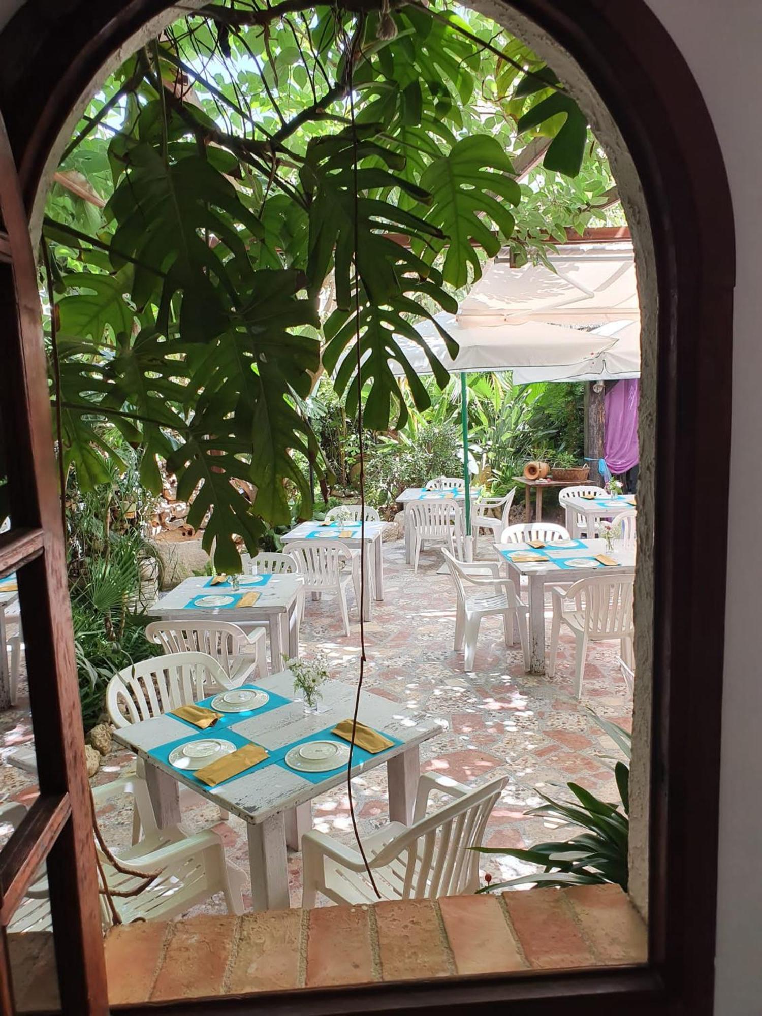 Hostal Mi Campana Dénia Exterior foto